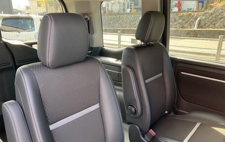 Honda Stepwgn IV, 2021 год, 2 127 000 рублей, 18 фотография