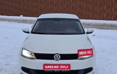 Volkswagen Jetta VI, 2014 год, 599 000 рублей, 2 фотография