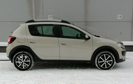 Renault Sandero II рестайлинг, 2016 год, 829 000 рублей, 4 фотография