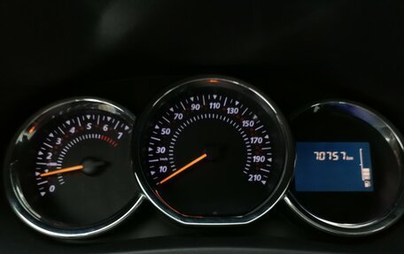 Renault Sandero II рестайлинг, 2016 год, 829 000 рублей, 14 фотография