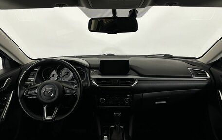 Mazda 6, 2017 год, 1 850 000 рублей, 7 фотография