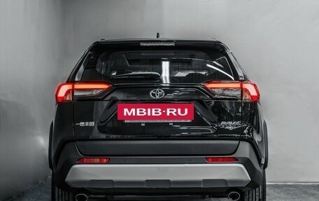 Toyota RAV4, 2025 год, 4 960 000 рублей, 7 фотография