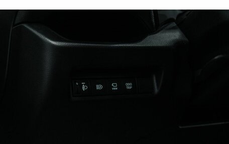 Toyota RAV4, 2025 год, 4 960 000 рублей, 25 фотография