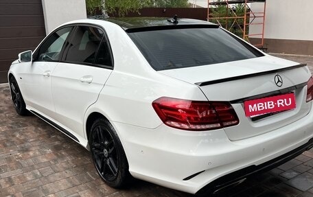Mercedes-Benz E-Класс, 2015 год, 1 750 000 рублей, 8 фотография