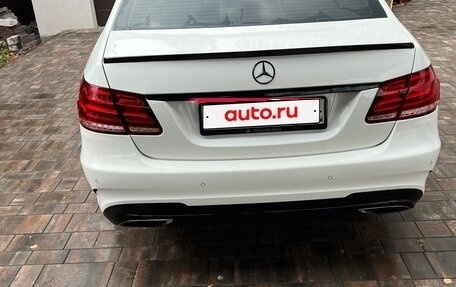 Mercedes-Benz E-Класс, 2015 год, 1 750 000 рублей, 4 фотография