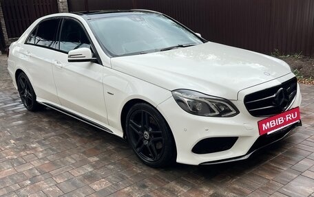 Mercedes-Benz E-Класс, 2015 год, 1 750 000 рублей, 2 фотография