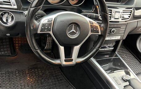 Mercedes-Benz E-Класс, 2015 год, 1 750 000 рублей, 25 фотография