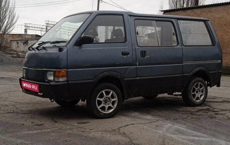 Nissan Vanette II, 1989 год, 118 000 рублей, 1 фотография