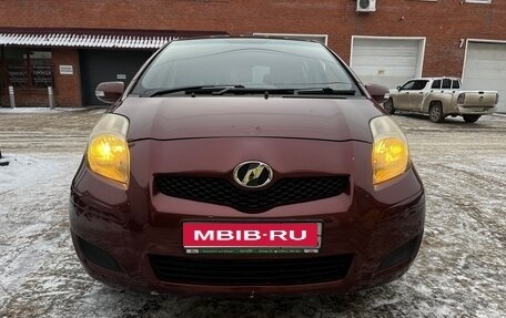Toyota Vitz, 2010 год, 450 000 рублей, 1 фотография
