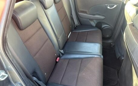 Honda Fit Shuttle I рестайлинг, 2012 год, 1 002 000 рублей, 18 фотография