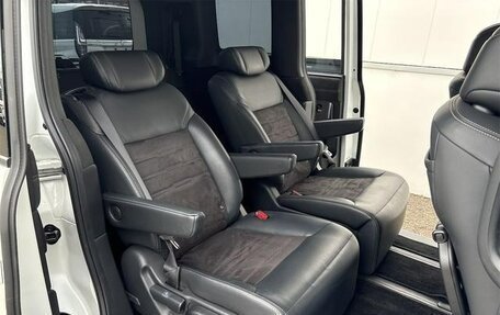 Honda Stepwgn, 2022 год, 2 555 000 рублей, 6 фотография