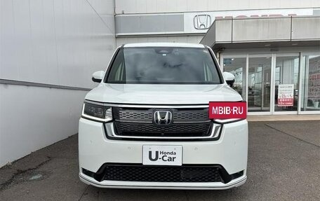 Honda Stepwgn, 2022 год, 2 555 000 рублей, 3 фотография