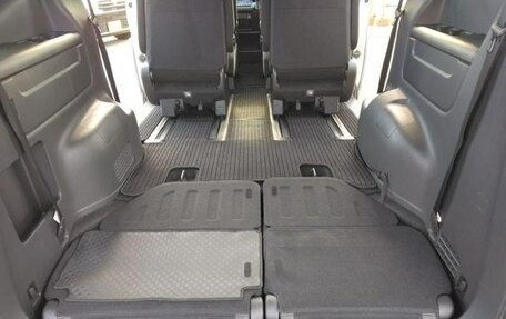 Honda Stepwgn IV, 2016 год, 1 564 000 рублей, 13 фотография