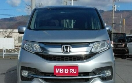 Honda Stepwgn IV, 2016 год, 1 564 000 рублей, 4 фотография