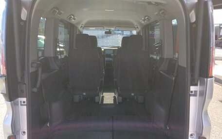 Honda Stepwgn IV, 2016 год, 1 564 000 рублей, 40 фотография