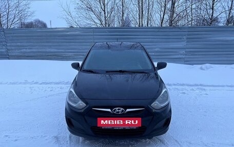 Hyundai Solaris II рестайлинг, 2011 год, 545 000 рублей, 2 фотография