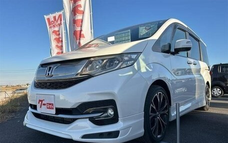Honda Stepwgn IV, 2015 год, 1 593 000 рублей, 2 фотография
