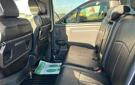 Honda Stepwgn IV, 2015 год, 1 593 000 рублей, 14 фотография