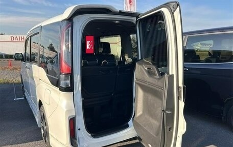 Honda Stepwgn IV, 2015 год, 1 593 000 рублей, 9 фотография