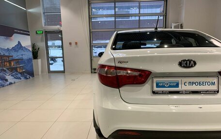 KIA Rio III рестайлинг, 2013 год, 700 000 рублей, 9 фотография