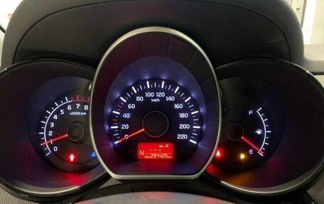 KIA Rio III рестайлинг, 2013 год, 700 000 рублей, 17 фотография