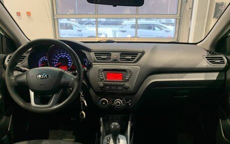 KIA Rio III рестайлинг, 2013 год, 700 000 рублей, 15 фотография