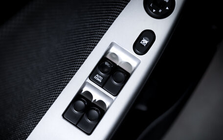 Hyundai Solaris II рестайлинг, 2011 год, 749 900 рублей, 18 фотография