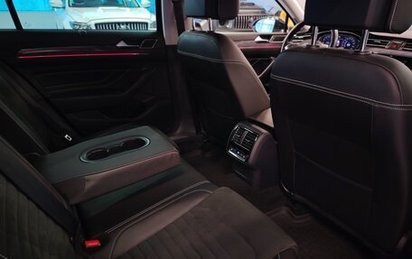 Volkswagen Passat B8 рестайлинг, 2021 год, 2 402 000 рублей, 9 фотография