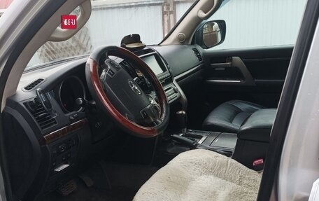 Toyota Land Cruiser 200, 2011 год, 3 400 000 рублей, 5 фотография