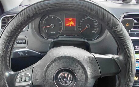 Volkswagen Polo VI (EU Market), 2013 год, 750 000 рублей, 17 фотография