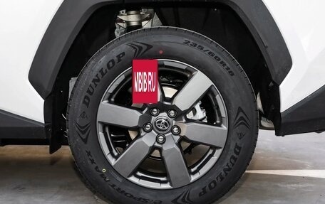 Toyota RAV4, 2026 год, 4 820 000 рублей, 24 фотография