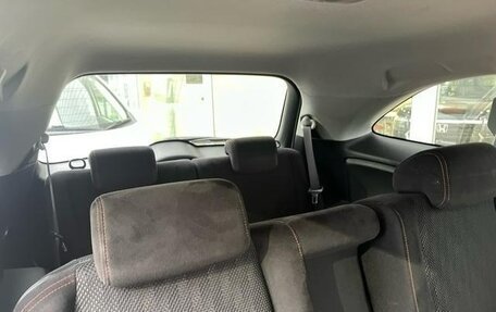 Honda Stream II, 2011 год, 1 012 000 рублей, 13 фотография