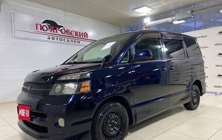 Toyota Voxy II, 2005 год, 940 000 рублей, 1 фотография