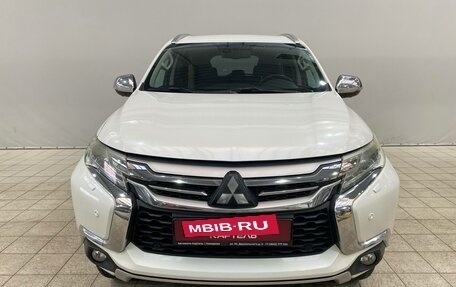 Mitsubishi Pajero Sport III рестайлинг, 2016 год, 3 209 000 рублей, 3 фотография
