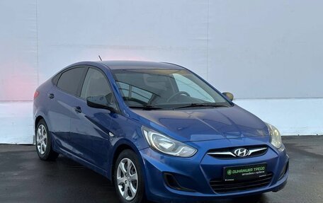 Hyundai Solaris II рестайлинг, 2011 год, 540 000 рублей, 3 фотография