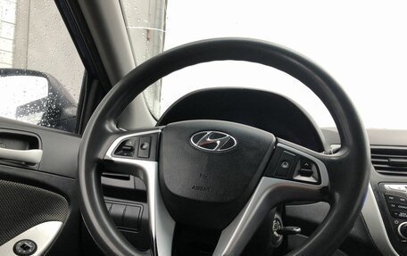 Hyundai Solaris II рестайлинг, 2011 год, 540 000 рублей, 17 фотография