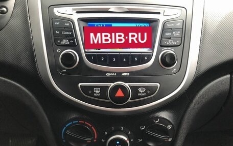 Hyundai Solaris II рестайлинг, 2011 год, 540 000 рублей, 13 фотография