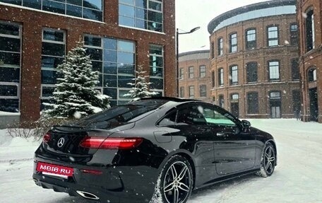 Mercedes-Benz E-Класс, 2019 год, 3 730 000 рублей, 6 фотография