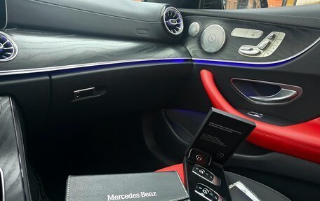 Mercedes-Benz E-Класс, 2019 год, 3 730 000 рублей, 29 фотография