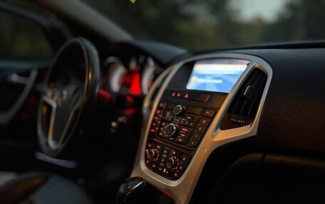 Opel Astra J, 2013 год, 830 000 рублей, 7 фотография