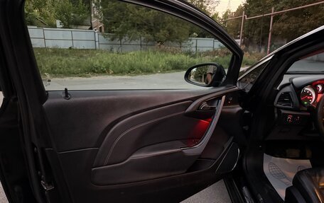 Opel Astra J, 2013 год, 830 000 рублей, 24 фотография