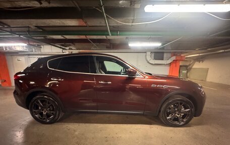 Maserati Levante I, 2018 год, 4 500 000 рублей, 4 фотография