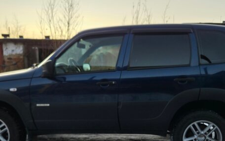 Chevrolet Niva I рестайлинг, 2016 год, 750 000 рублей, 3 фотография