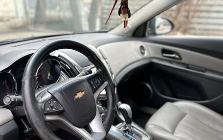 Chevrolet Cruze II, 2012 год, 900 000 рублей, 2 фотография