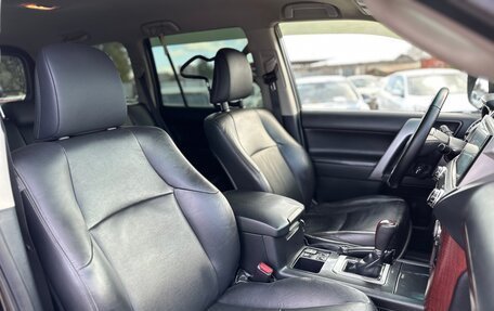 Toyota Land Cruiser Prado 150 рестайлинг 2, 2014 год, 3 290 000 рублей, 23 фотография