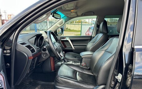 Toyota Land Cruiser Prado 150 рестайлинг 2, 2014 год, 3 290 000 рублей, 16 фотография