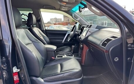 Toyota Land Cruiser Prado 150 рестайлинг 2, 2014 год, 3 290 000 рублей, 24 фотография