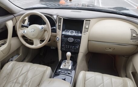 Infiniti FX II, 2009 год, 1 800 000 рублей, 23 фотография