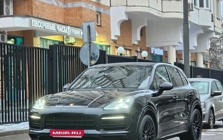Porsche Cayenne III, 2018 год, 5 990 000 рублей, 6 фотография