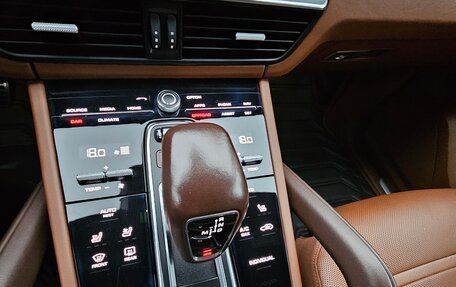 Porsche Cayenne III, 2018 год, 5 990 000 рублей, 9 фотография